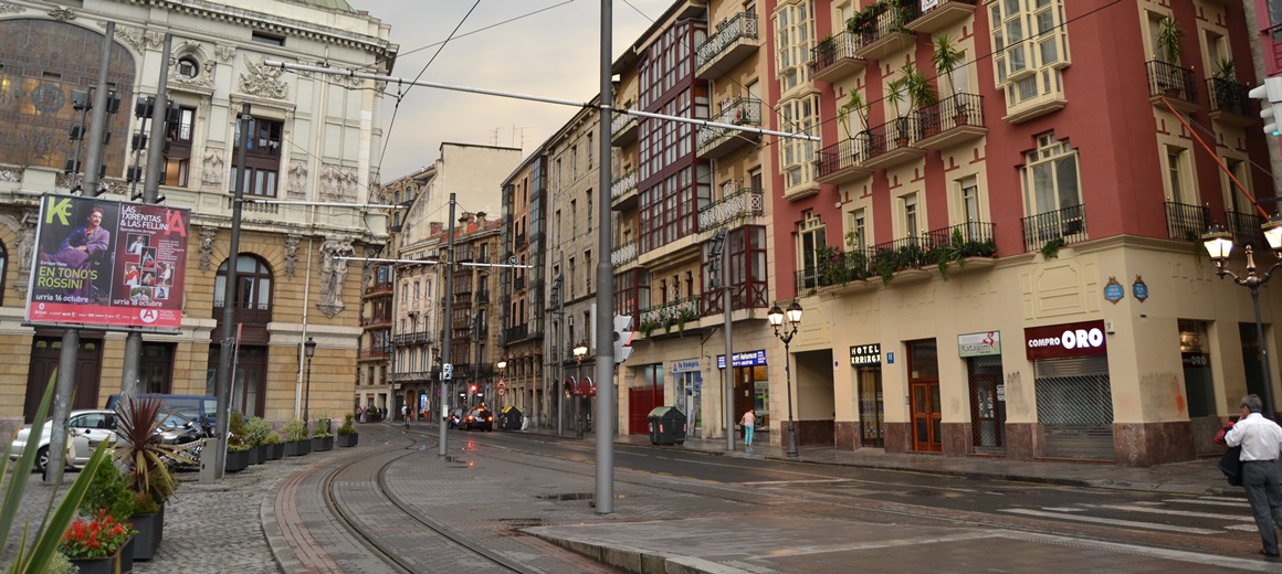 Hotel Arriaga Alojamiento Y Parking En El Centro De Bilbao 